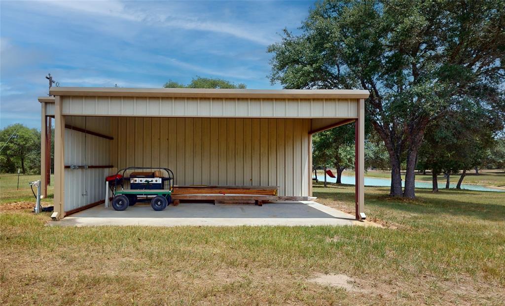 1152 Big Buck Drive, Weimar, Texas image 9