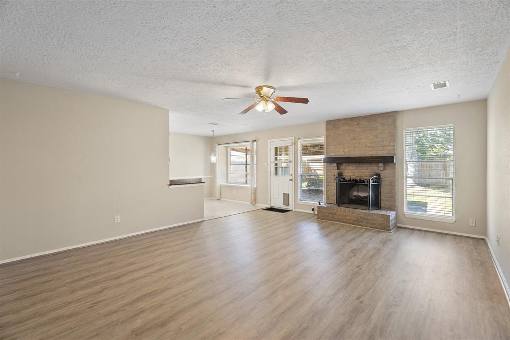 5902 Country Place, League City, Texas image 6