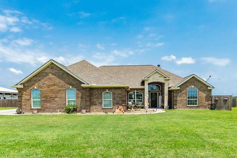 920 Quarter Horse Trail Angleton TX 77515