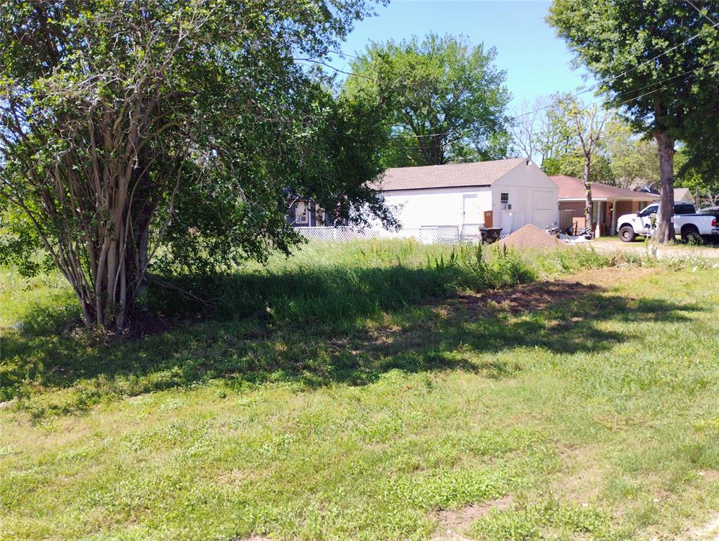3703 1st Street, Brookshire, Texas image 5