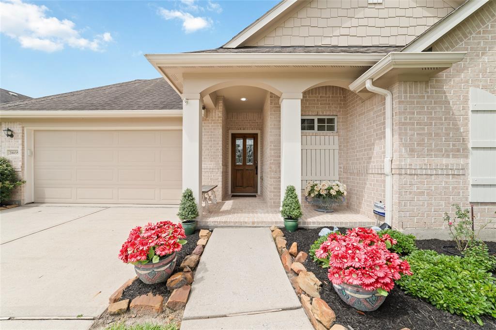 28035 Emma Gardens Lane