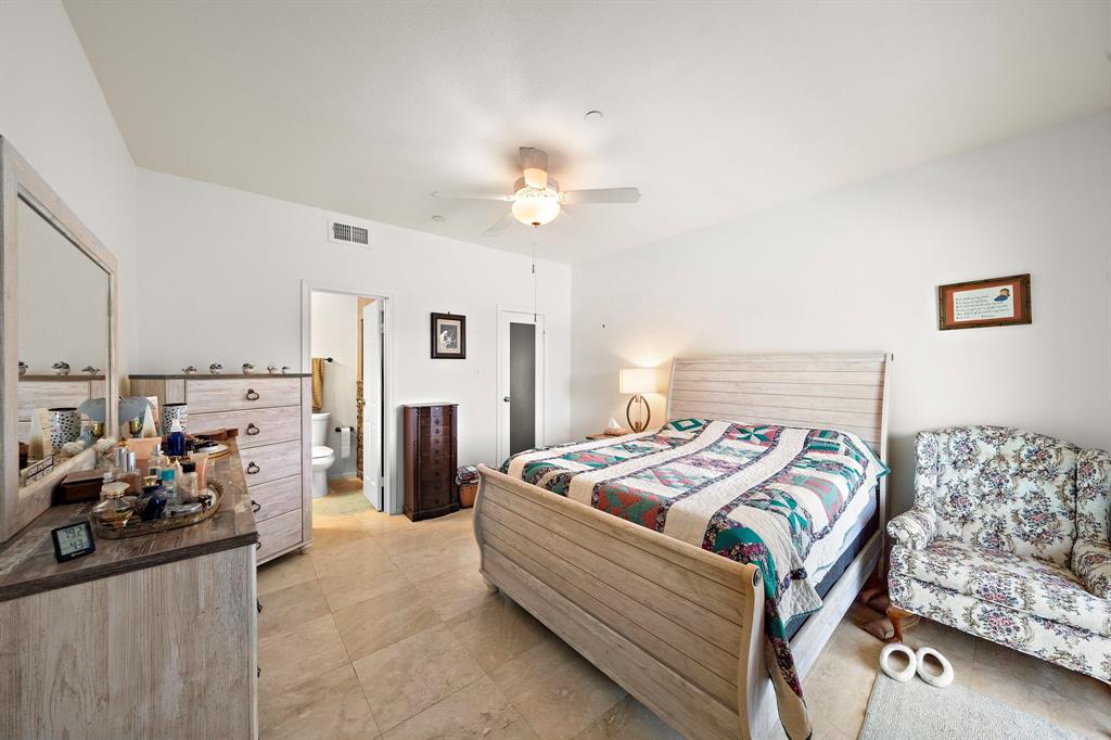 793 Davis Road #110, League City, Texas image 9