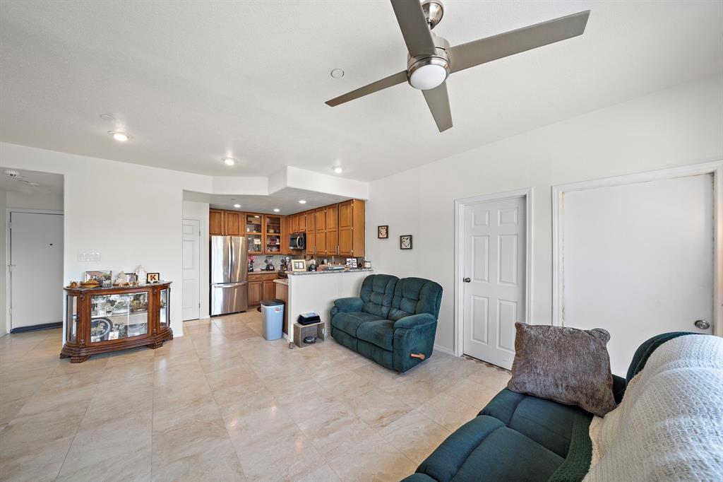 793 Davis Road 110