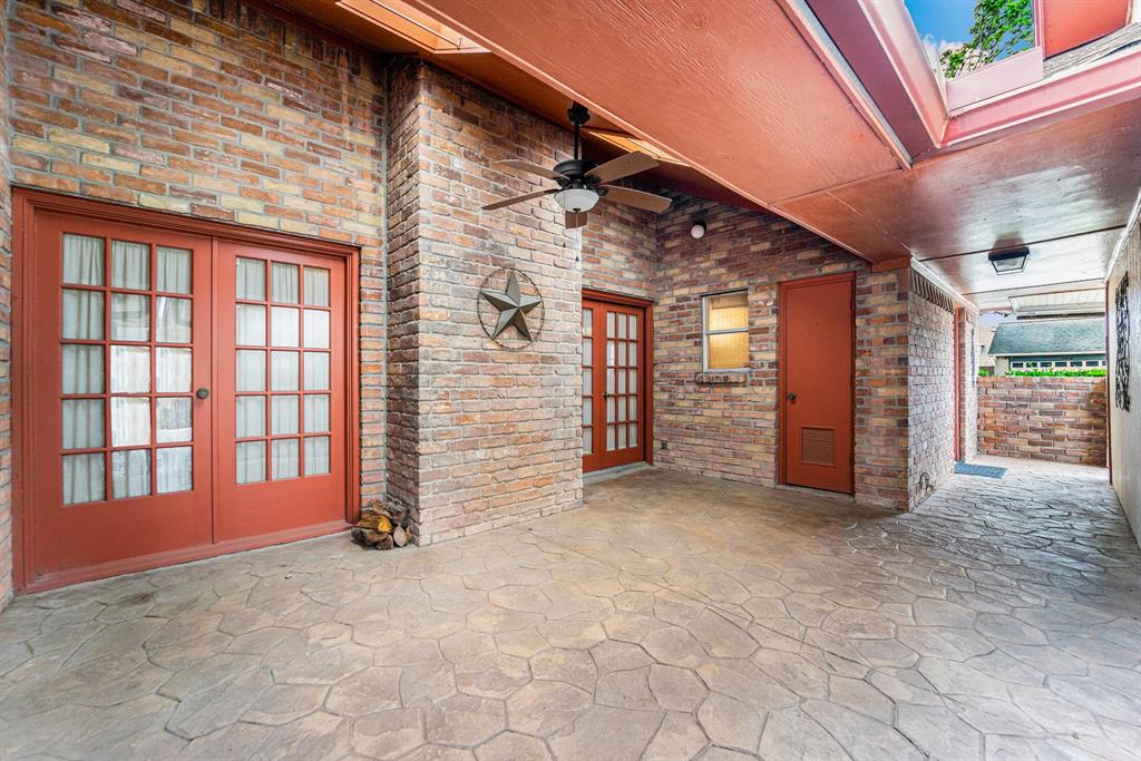 1618 Monroe Drive, Deer Park, Texas image 7