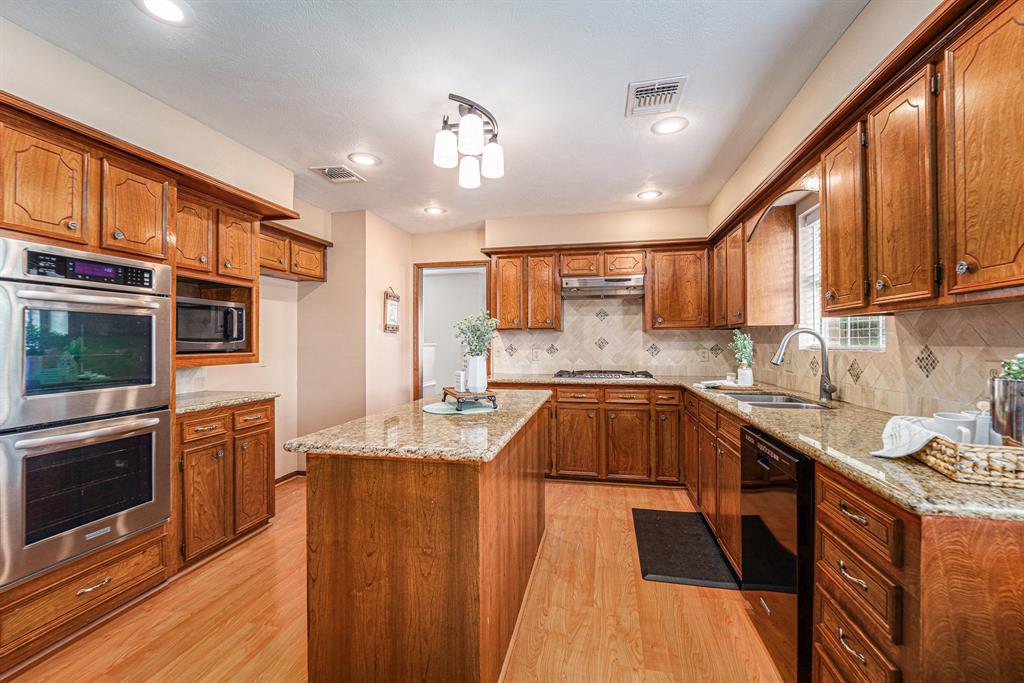 1618 Monroe Drive, Deer Park, Texas image 15