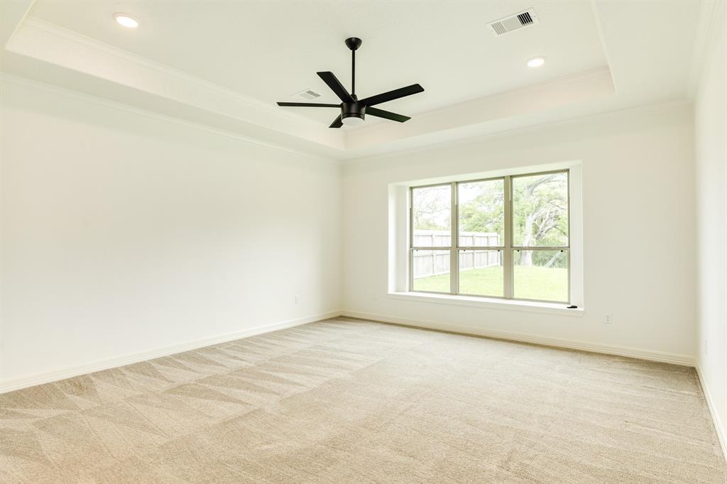 108 Creekside Lane, Lake Jackson, Texas image 17
