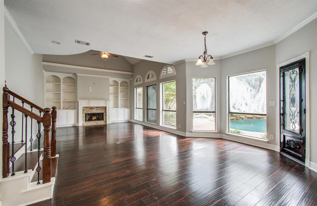 6215 Lacoste Love Court, Spring, Texas image 18