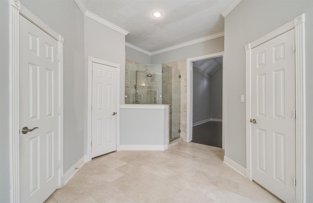 6215 Lacoste Love Court, Spring, Texas image 35