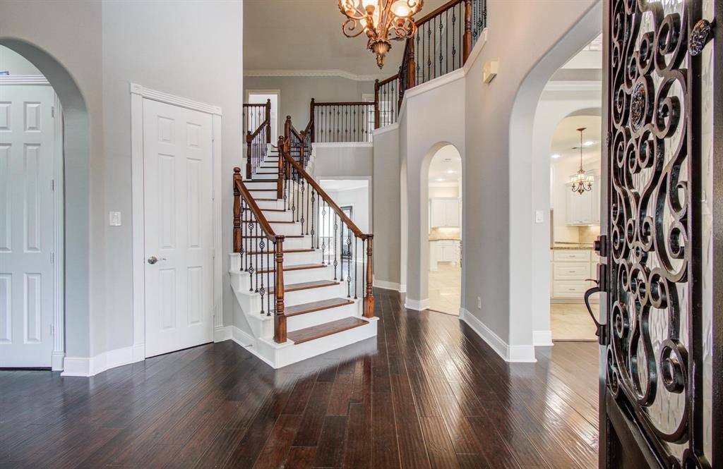 6215 Lacoste Love Court, Spring, Texas image 11