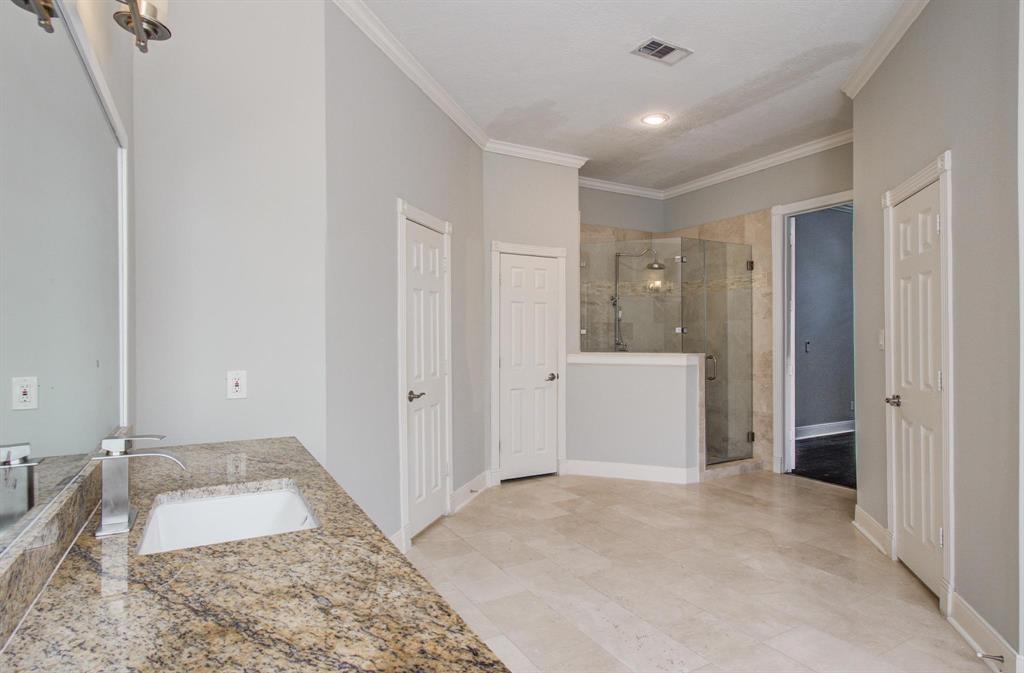 6215 Lacoste Love Court, Spring, Texas image 36