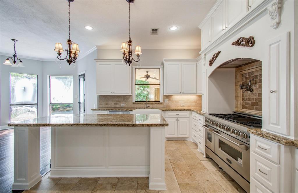 6215 Lacoste Love Court, Spring, Texas image 23