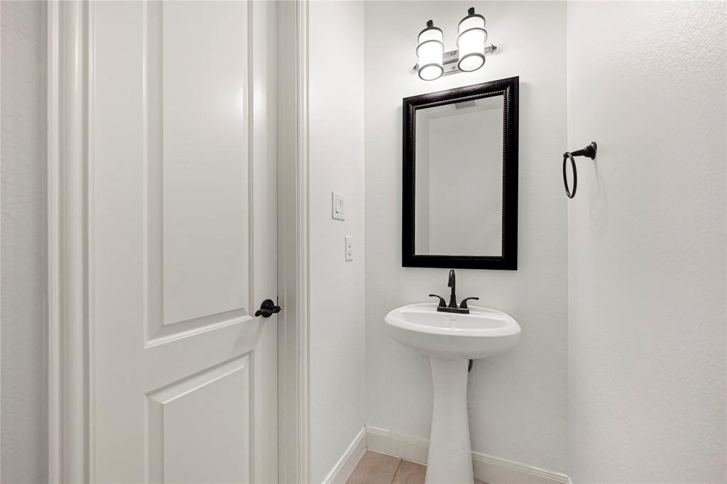 18914 Trinity Star Drive, Cypress, Texas image 24