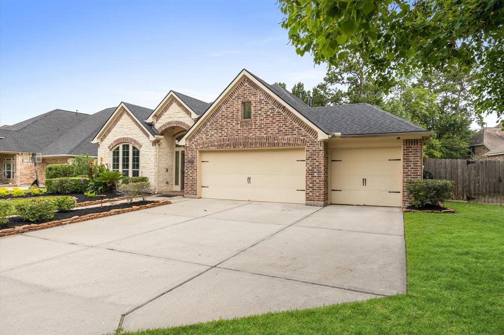 2019 Cias Trail Lane, Spring, Texas image 3