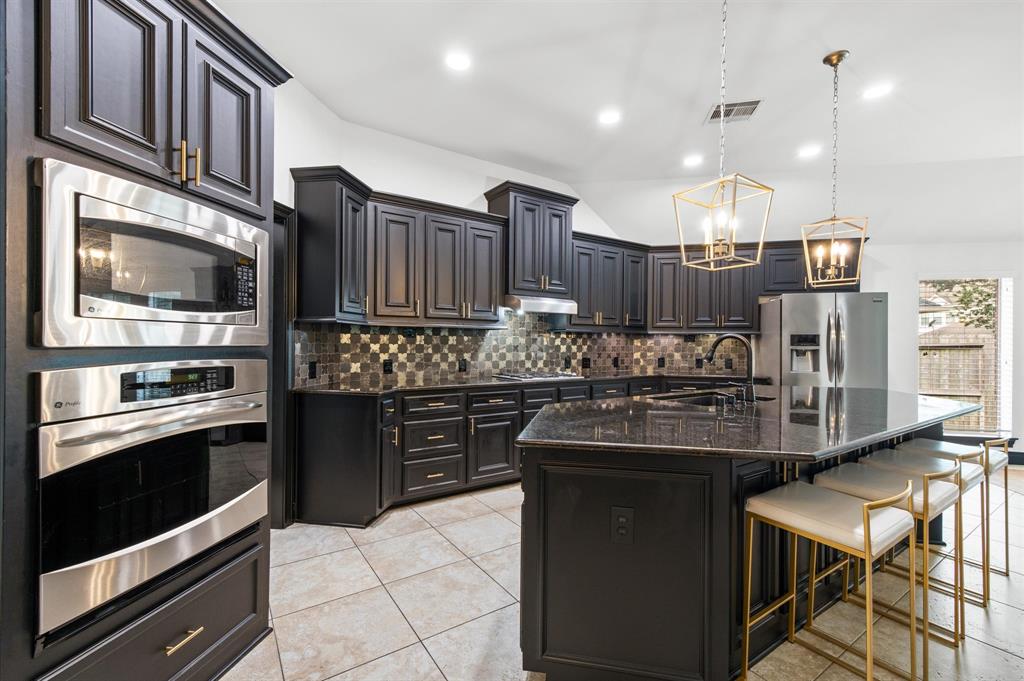 2019 Cias Trail Lane, Spring, Texas image 19