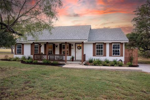 300 Coventry Road Spicewood TX 78669