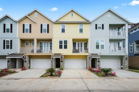 A home in League City