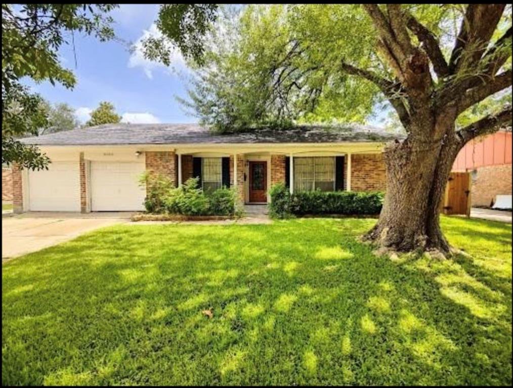 9006 Roos Road