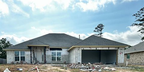 Photo of 4325 Karam Landing Lndg, Dickinson, TX 77539 (MLS # 6323176) Photo of 4325 Karam Landing Lndg, Dickinson, TX 77539 (MLS # 6323176)