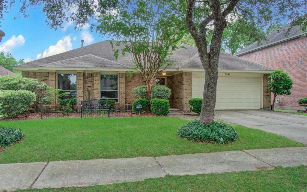 5109 Glenview Court, La Porte, Texas image 10