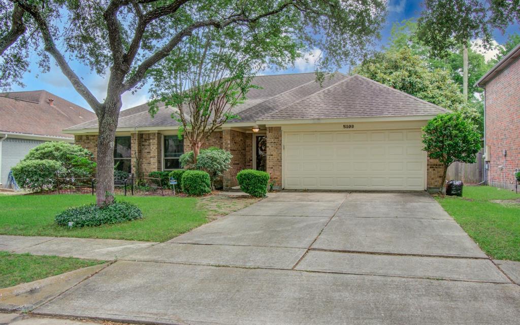 5109 Glenview Court, La Porte, Texas image 9