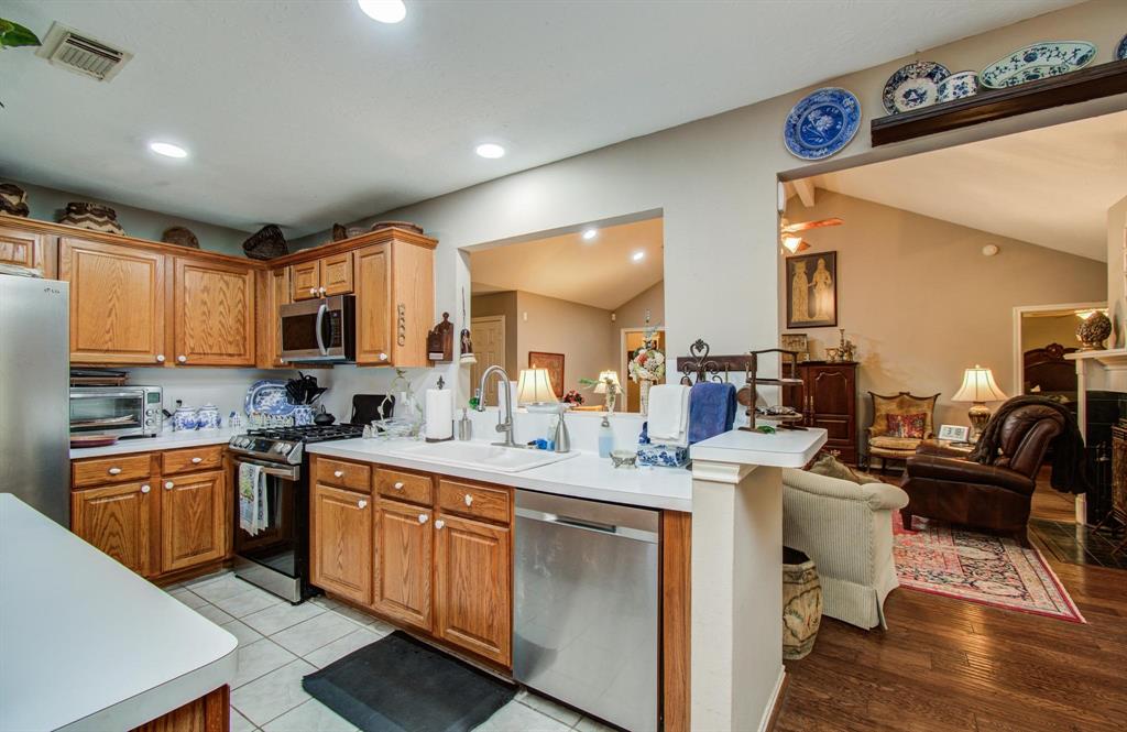 5109 Glenview Court, La Porte, Texas image 18