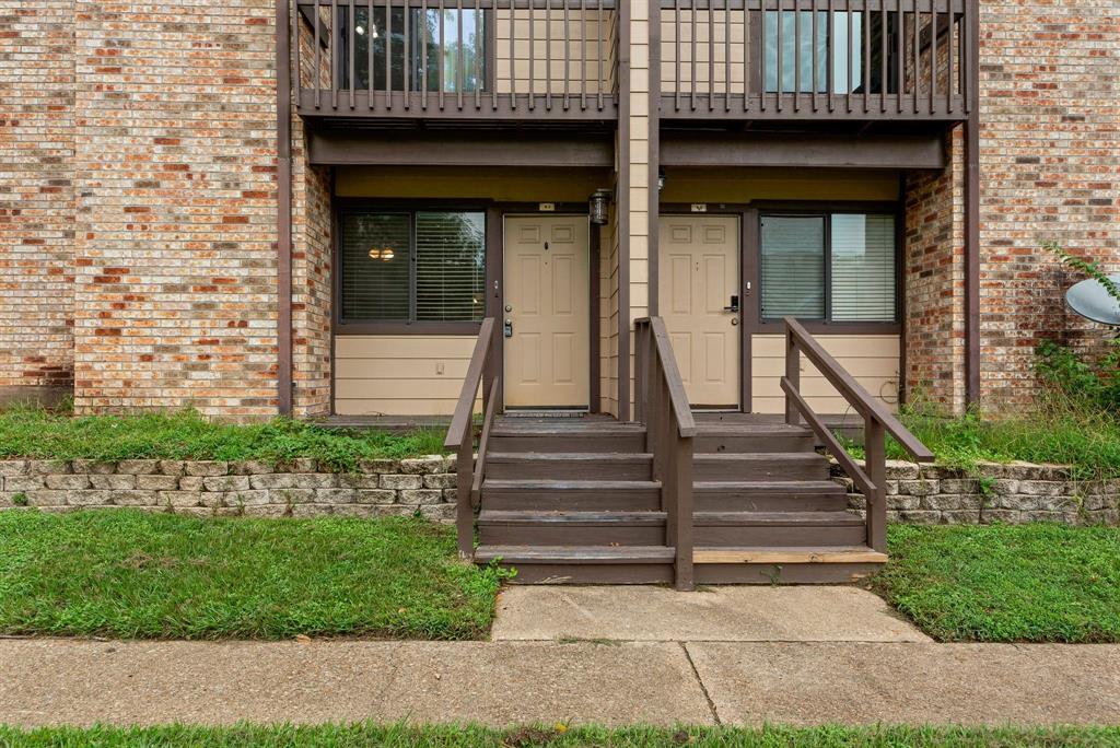 2521 Crosstimbers Street #A3, Huntsville, Texas image 24