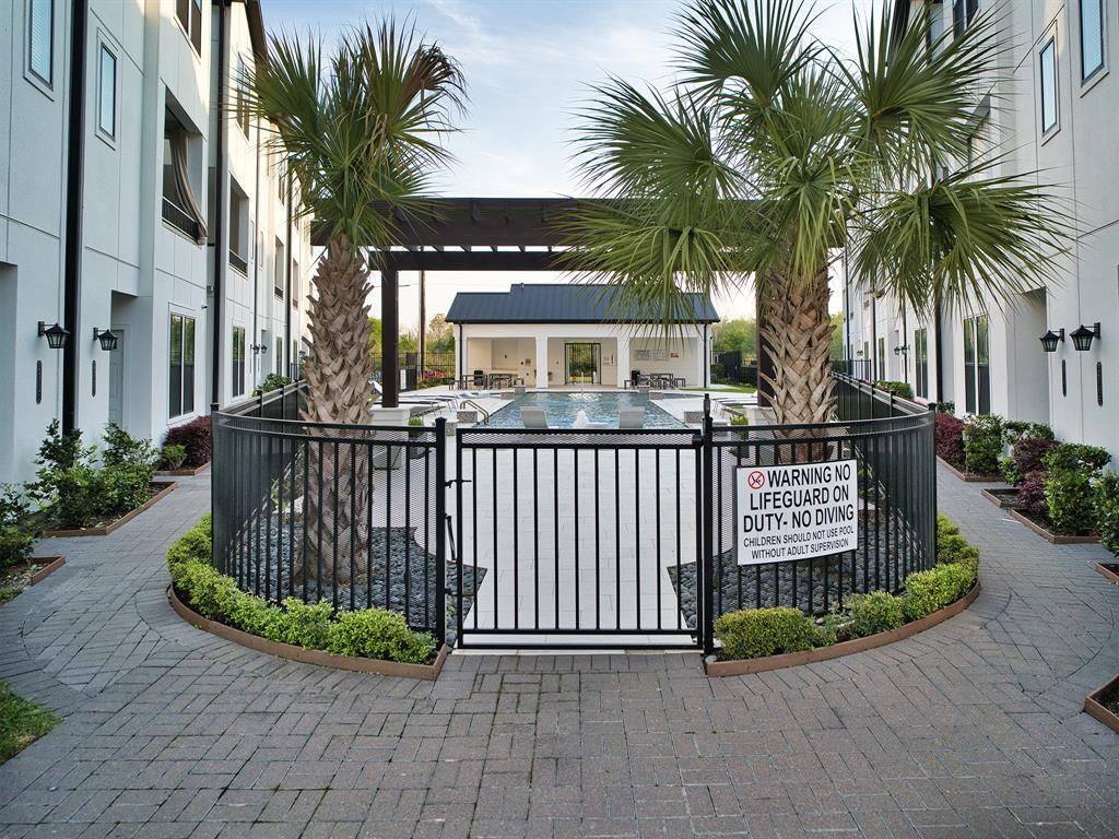 2710 Grand Fountains Drive #G, Houston, Texas image 10