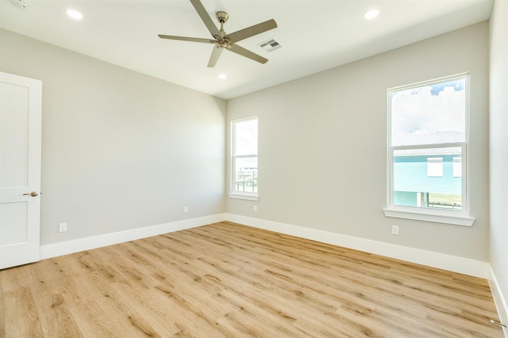 591 Pompano Drive, Freeport, Texas image 17