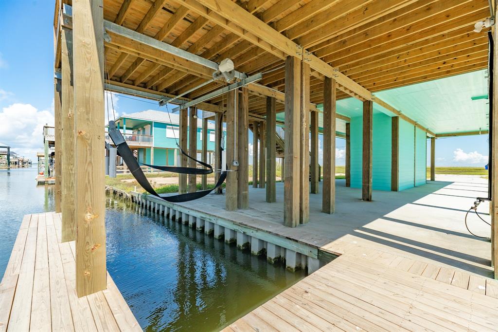 591 Pompano Drive, Freeport, Texas image 34