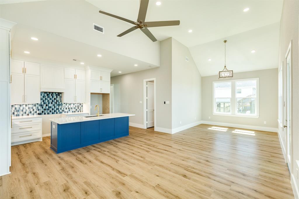 591 Pompano Drive, Freeport, Texas image 8
