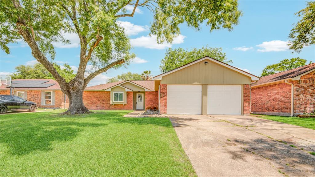 2423 Heritage Bend Drive