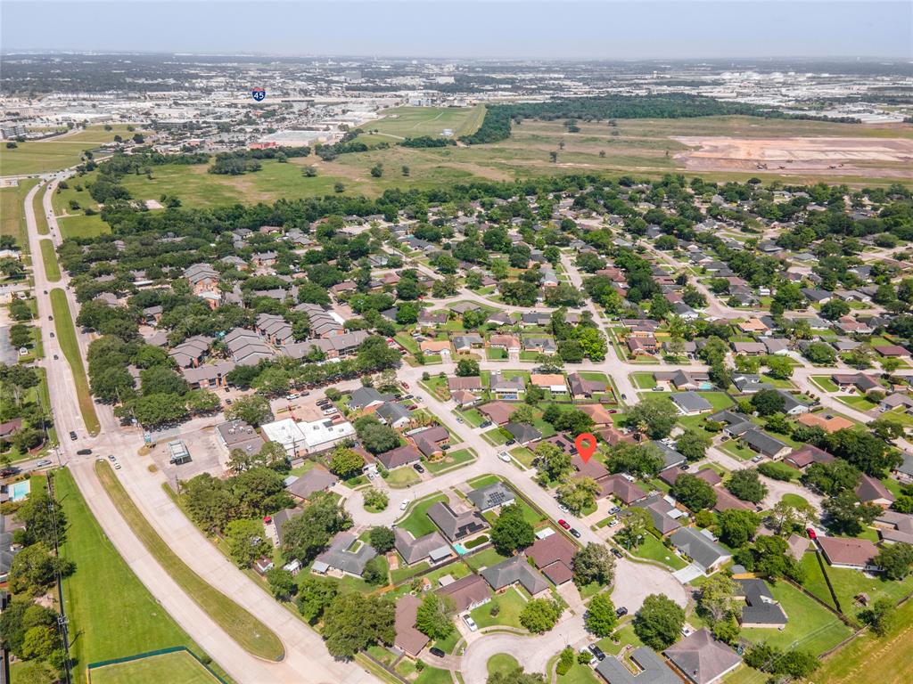 2423 Heritage Bend Drive