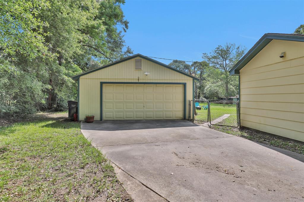 5614 Whipporwill Road, Conroe, Texas image 37
