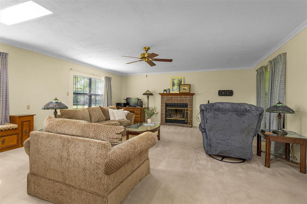 5614 Whipporwill Road, Conroe, Texas image 8