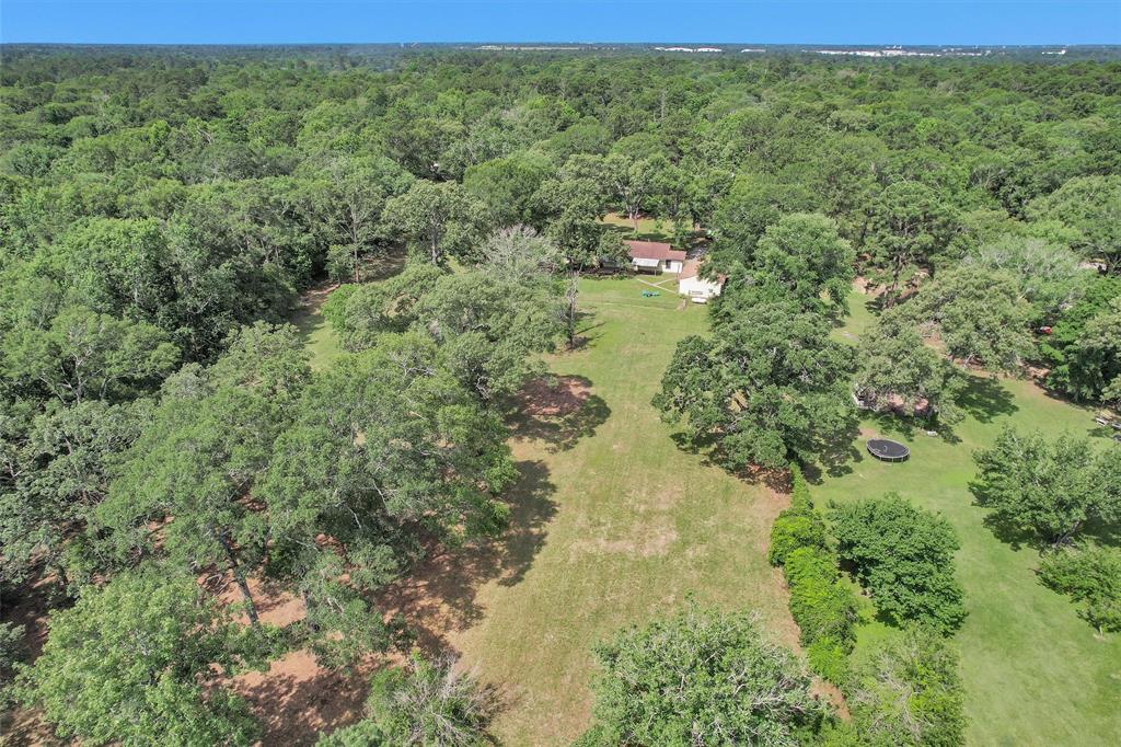 5614 Whipporwill Road, Conroe, Texas image 47