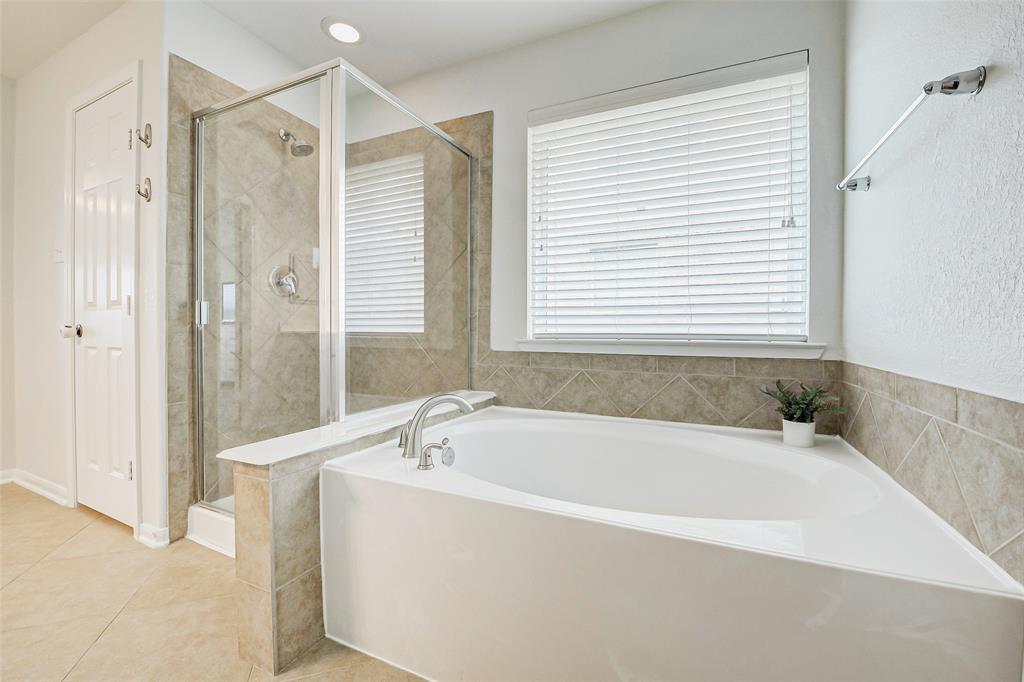 10018 Cedar Creek Court, Brookshire, Texas image 31
