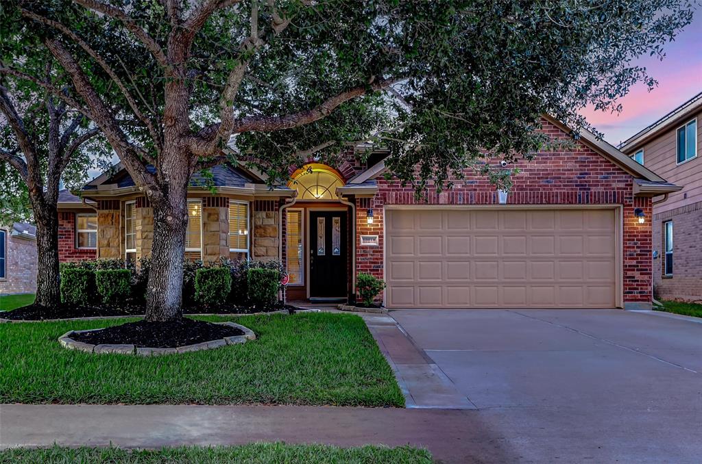 10018 Cedar Creek Court, Brookshire, Texas image 1