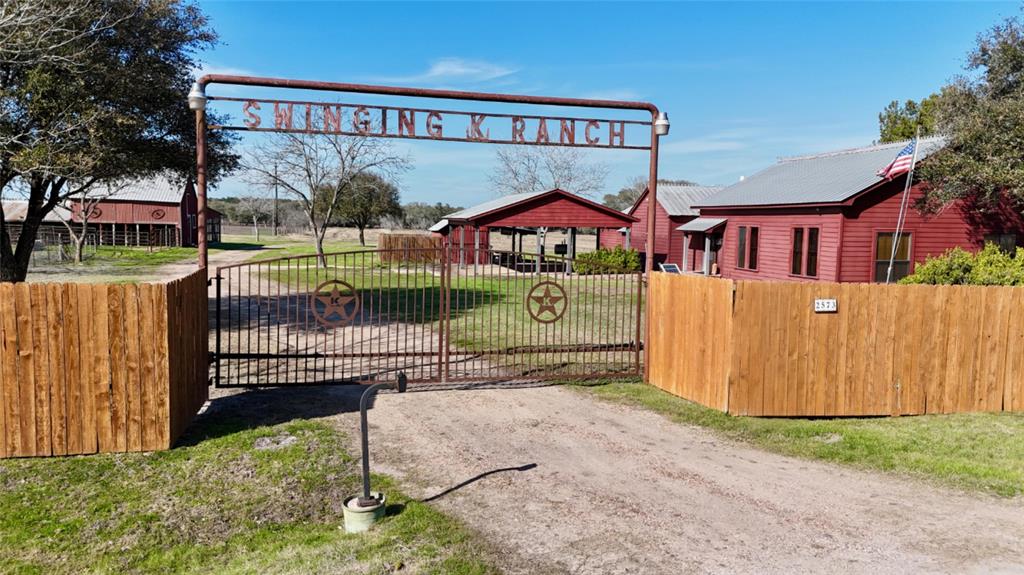 2574 County Road 285, Moulton, Texas image 40