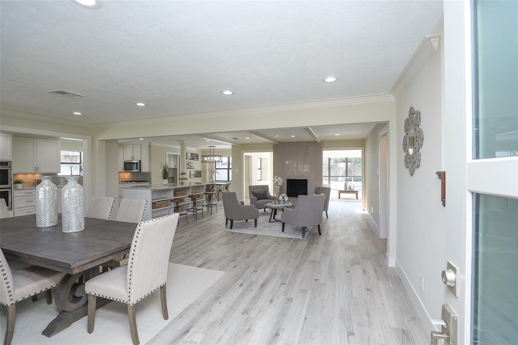 12511 Mooredale Lane, Houston, Texas image 5