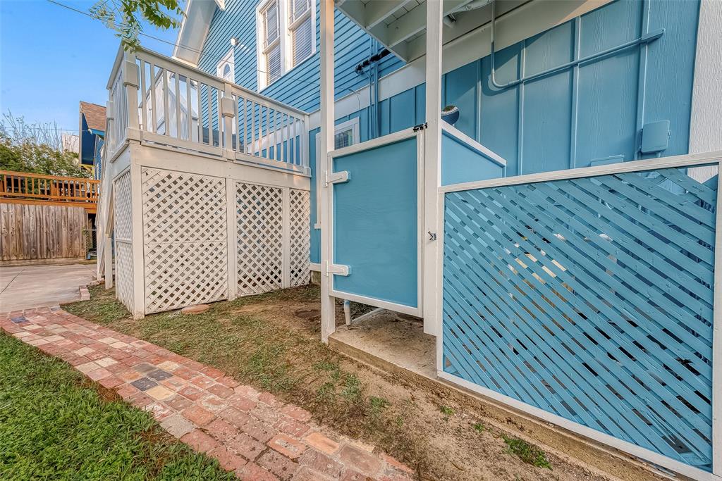 3520 Ave S 1/2, Galveston, Texas image 6