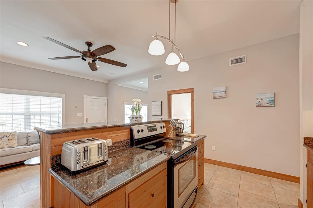 3520 Ave S 1/2, Galveston, Texas image 36