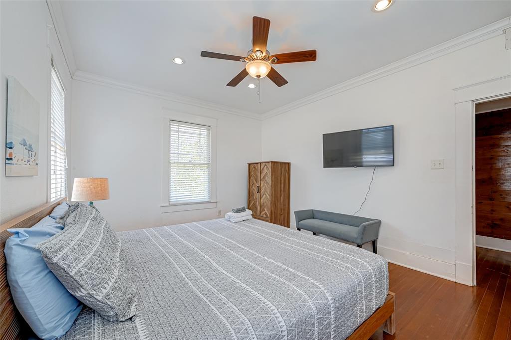 3520 Ave S 1/2, Galveston, Texas image 33