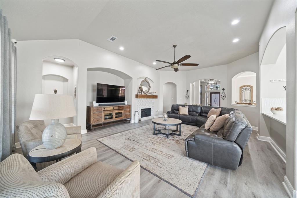 2517 Royal Terns Court, League City, Texas image 7