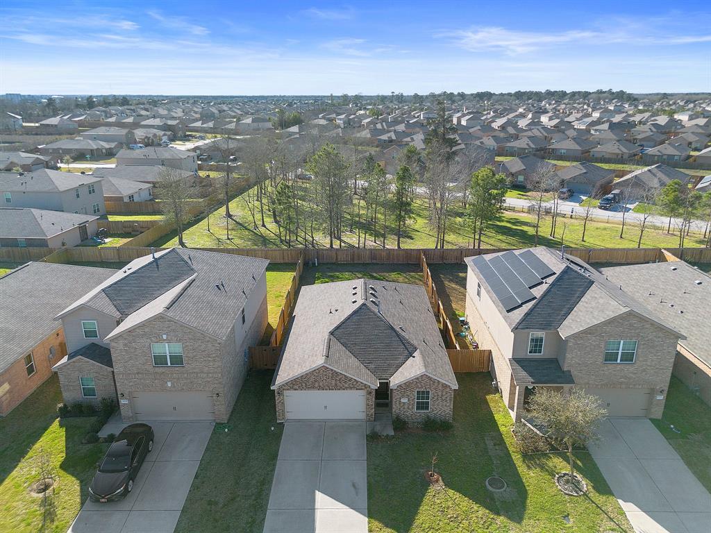 20719 Nala Bear Drive, Hockley, Texas image 18