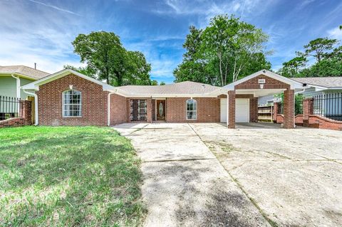 Photo of 8903 Sultan Drive, Houston, TX 77078 (MLS # 39618108) Photo of 8903 Sultan Drive, Houston, TX 77078 (MLS # 39618108)
