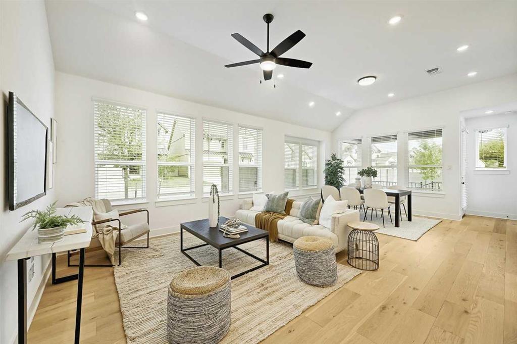 13047 Wandering Ridge Lane, Conroe, Texas image 1