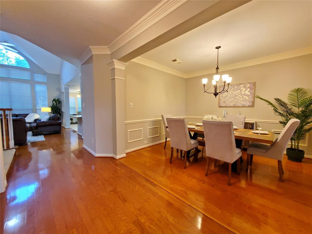 5439 Emerald Pointe Lane, Sugar Land, Texas image 6