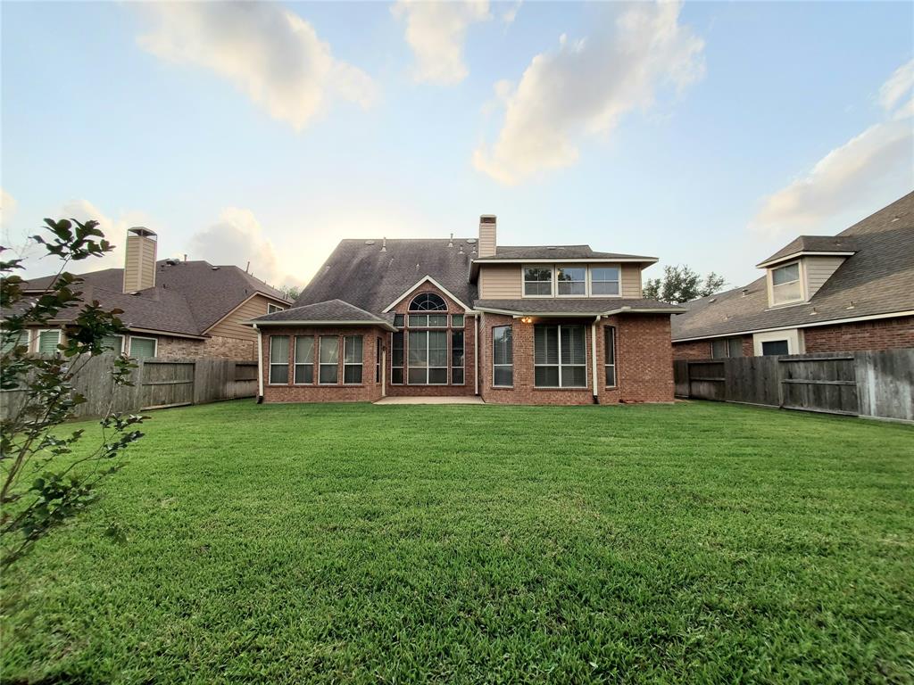 5439 Emerald Pointe Lane, Sugar Land, Texas image 38