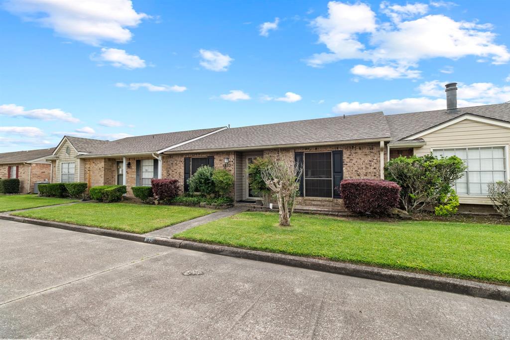 1023 Sunmeadow Drive, Beaumont, Texas image 3