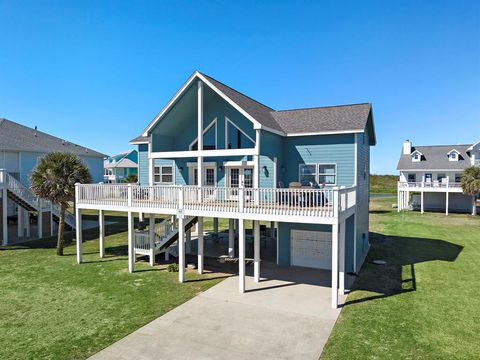 A home in Port Bolivar